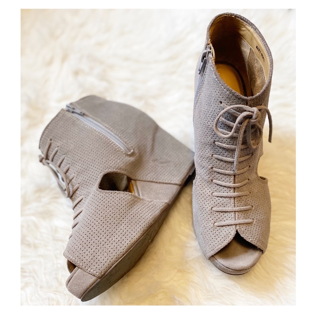 Jeffrey Campbell - Mary Roks Platform Sand…